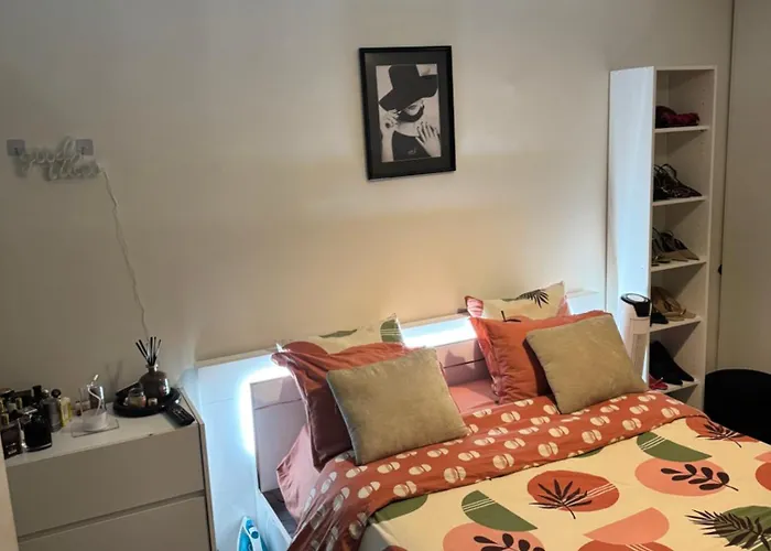 35 Chez Oz Apartment *